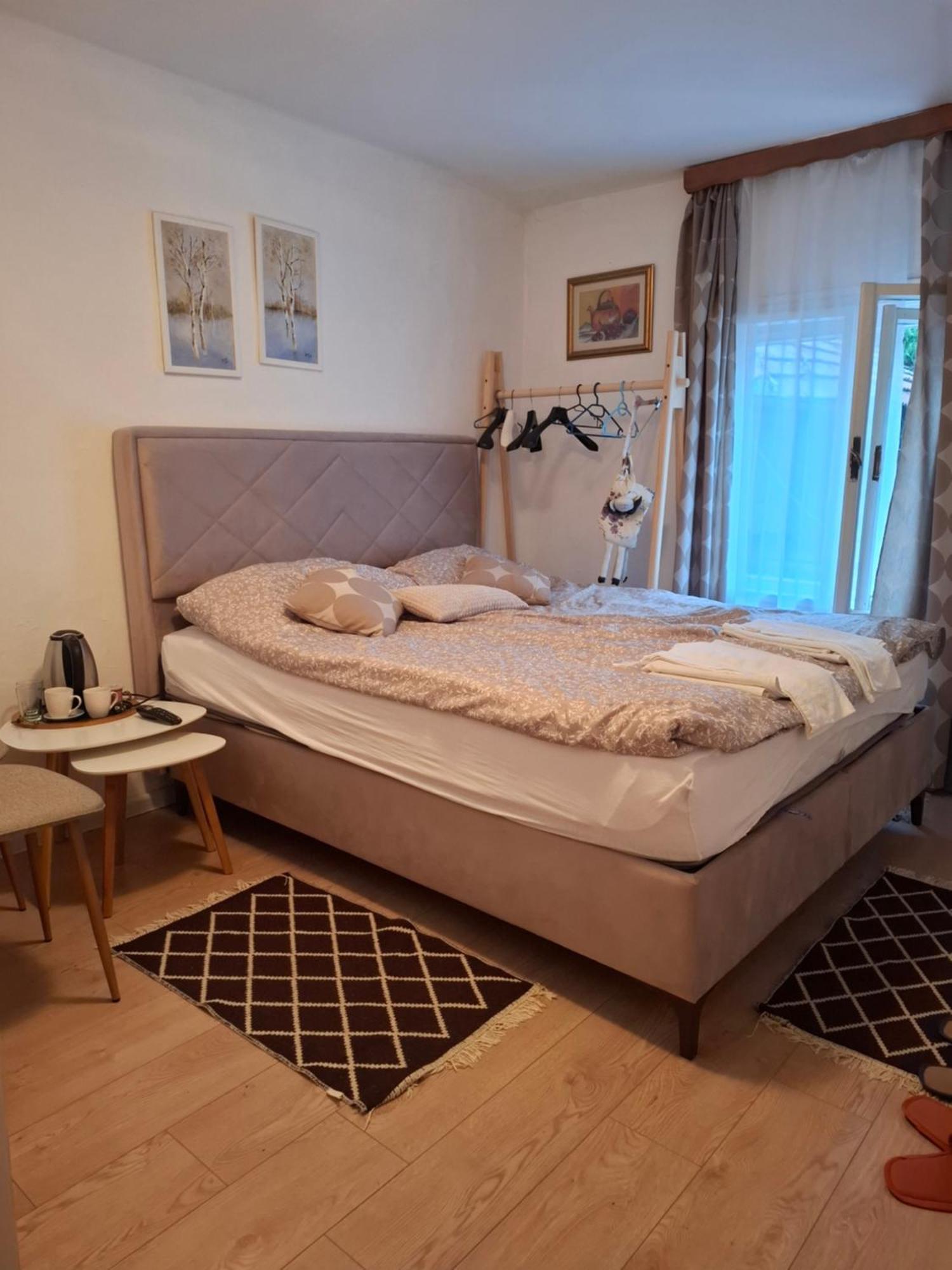 Guesthouse Unique Saraybosna Oda fotoğraf